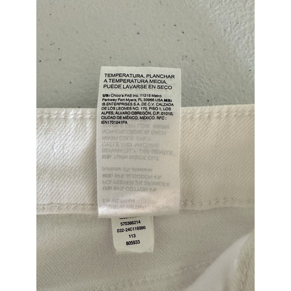 Chicos High Rise Wide Leg Crop Jeans Women's US Size 10 White - Picture 6 of 12